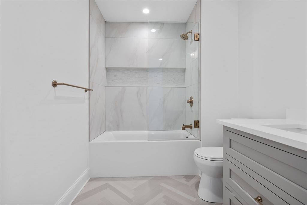 2 bed, 2 bath apartment for rent at 37 Farragut Rd Unit 6, South Boston — photo 16 of 24