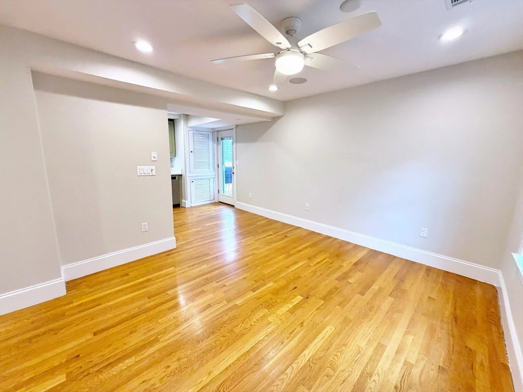 2 bed, 2 bath apartment for rent at 37 Fenton St Unit 1, Dorchester — photo 14 of 19