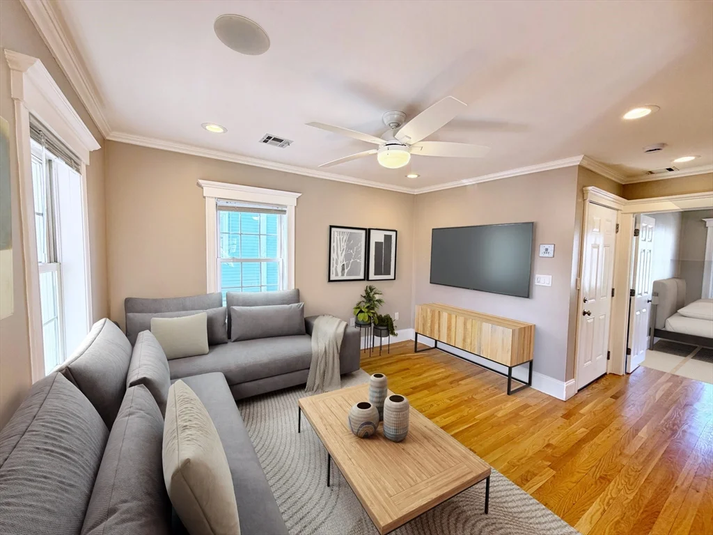 1 bed, 1 bath apartment for rent at 37 Fenton St Unit 2, Dorchester