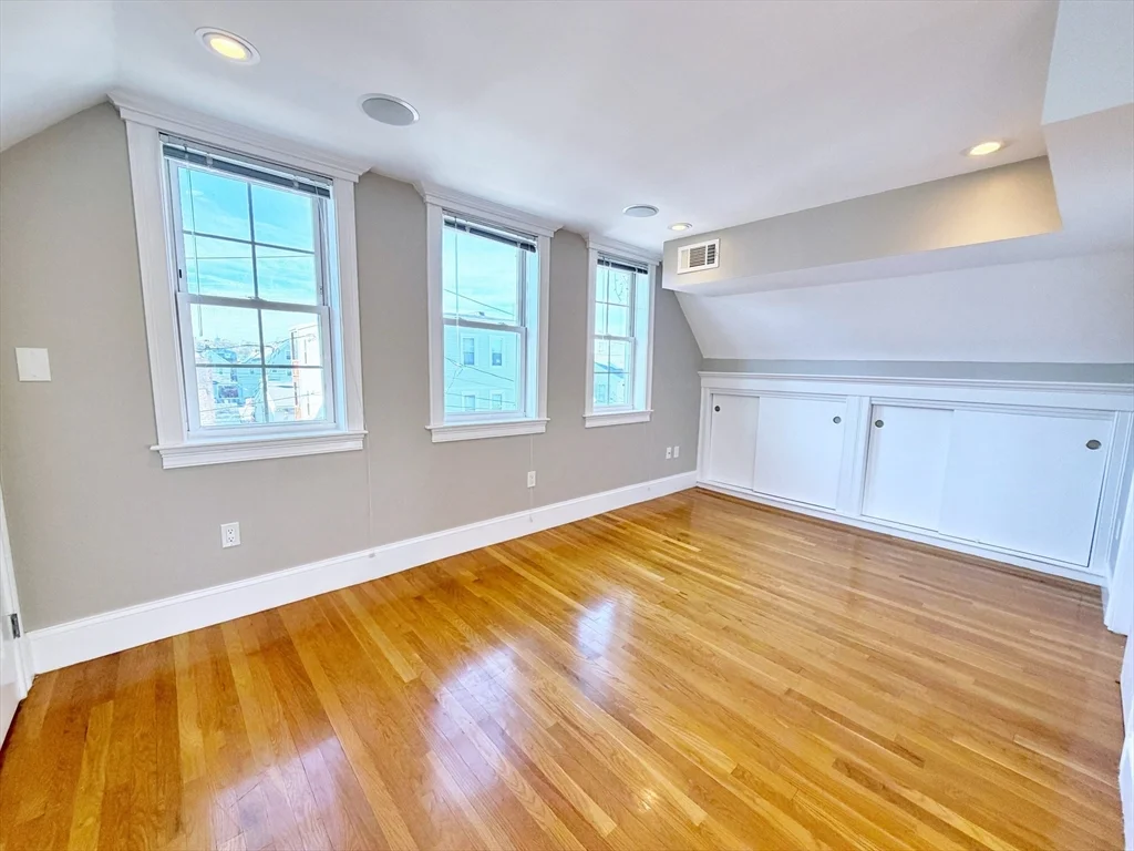 1 bed, 1 bath apartment for rent at 37 Fenton St Unit 3, Dorchester — photo 10 of 17