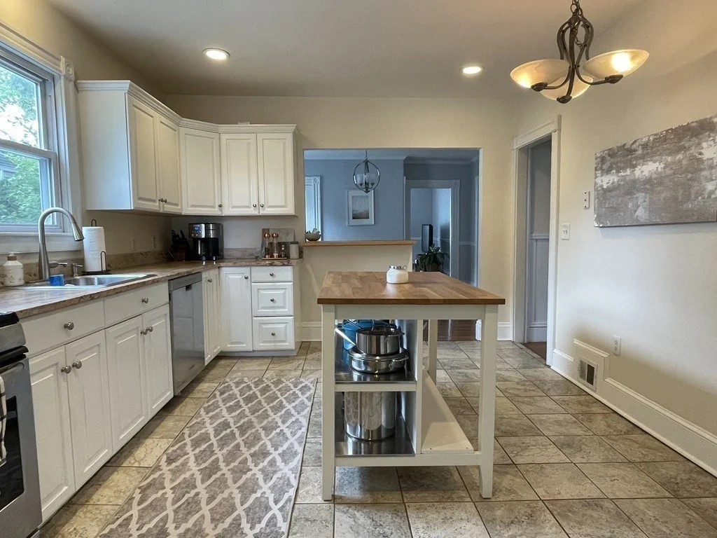 2 bed, 1.5 bath apartment for rent at 37 Francis St Unit 2, Banks Square — photo 1 of 11