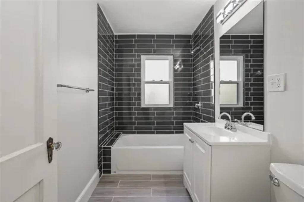 2 bed, 1 bath apartment for rent at 37 Gallivan Blvd Unit 37, Mattapan — photo 18 of 19