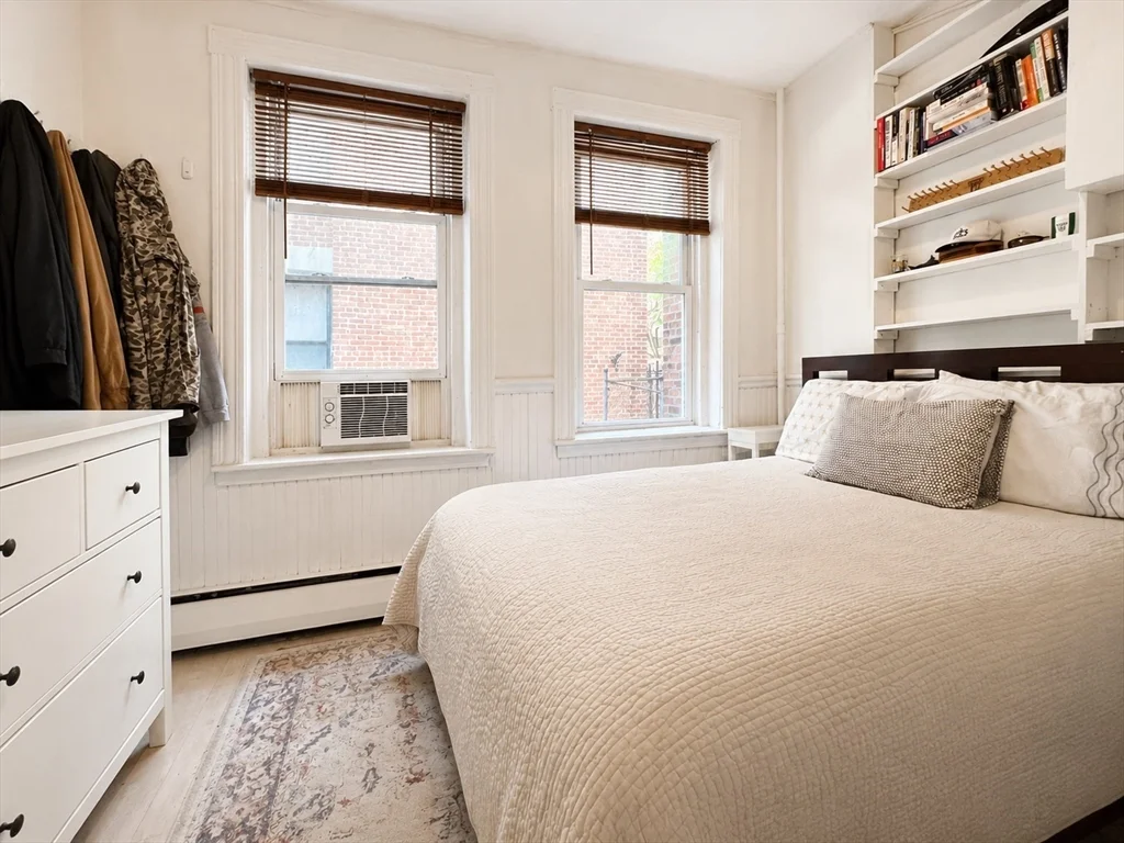 1 bed, 1 bath apartment for rent at 37 Garden St Unit 2, Beacon Hill — photo 7 of 10