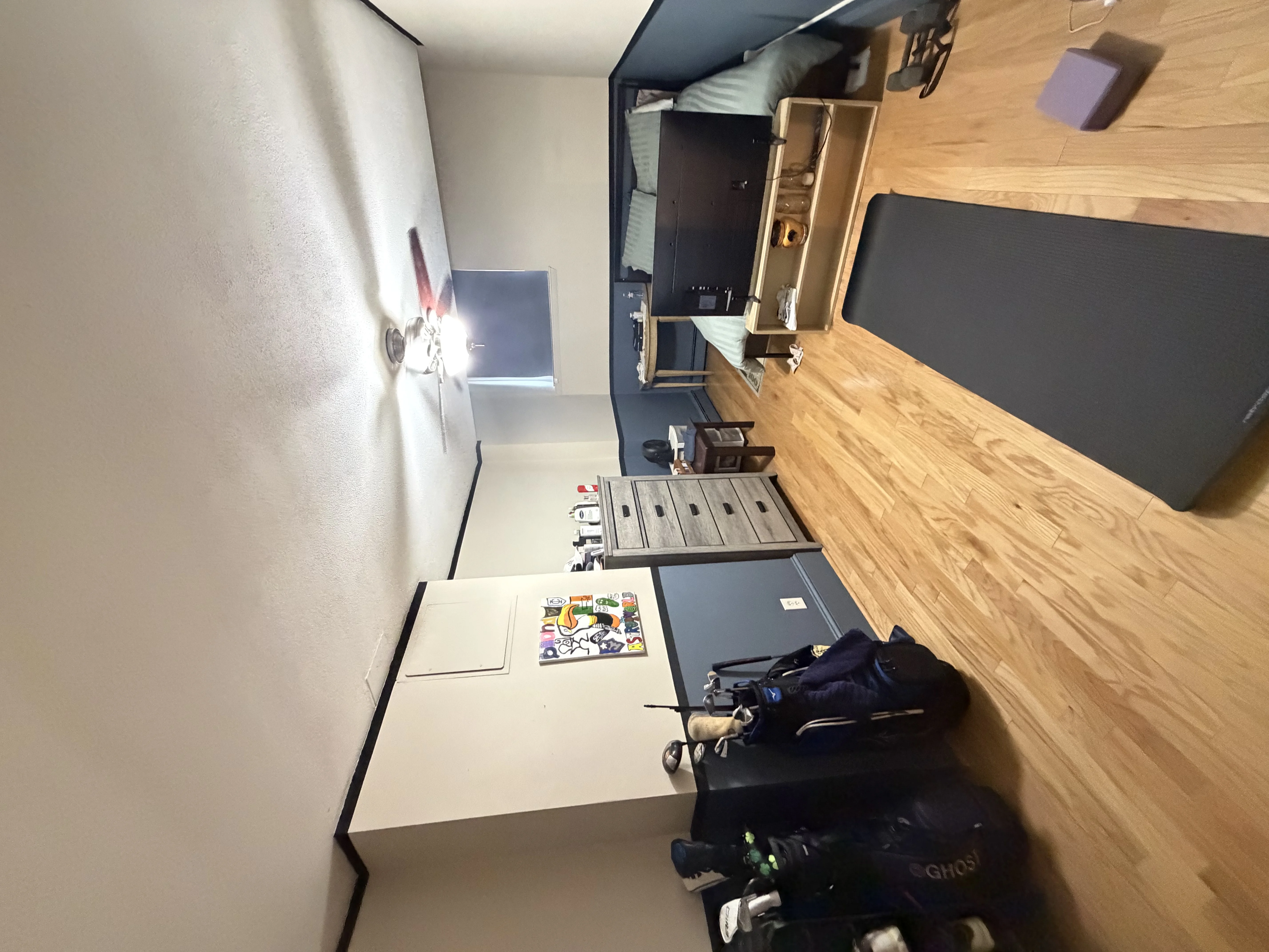 1 bed, 1 bath apartment for rent at 37 Garrison Rd Unit A, Washington Square — photo 4 of 6