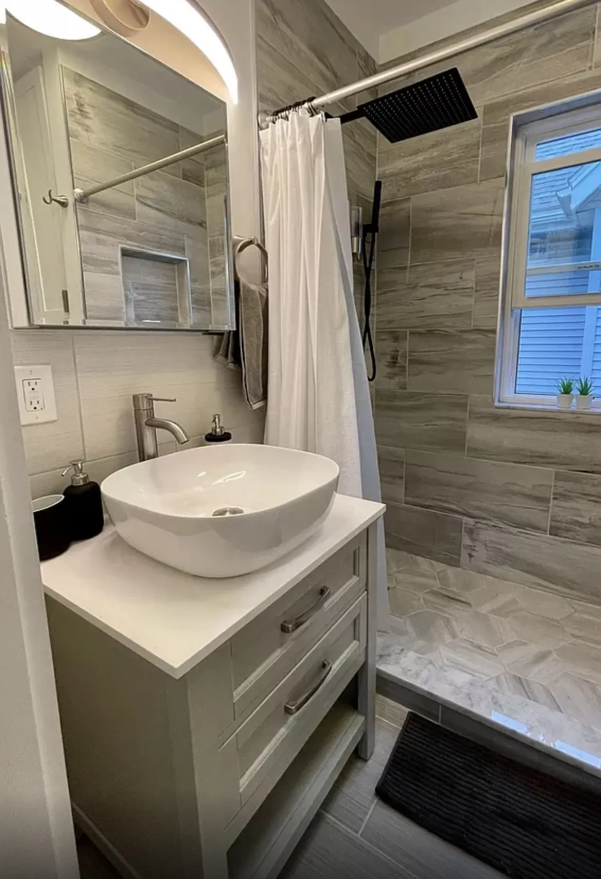 3 bed, 1 bath apartment for rent at 37 Gilman Ter Unit 2, Winter Hill — photo 24 of 27