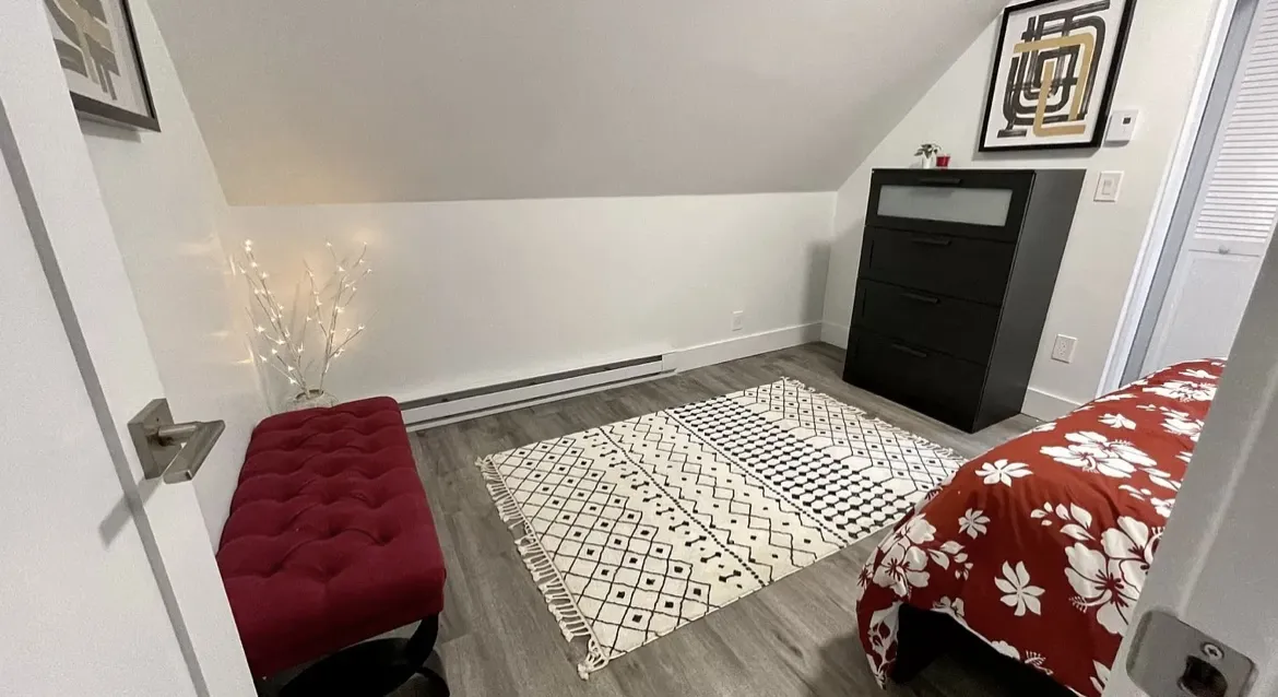 3 bed, 1 bath apartment for rent at 37 Gilman Ter Unit 2, Winter Hill — photo 22 of 27