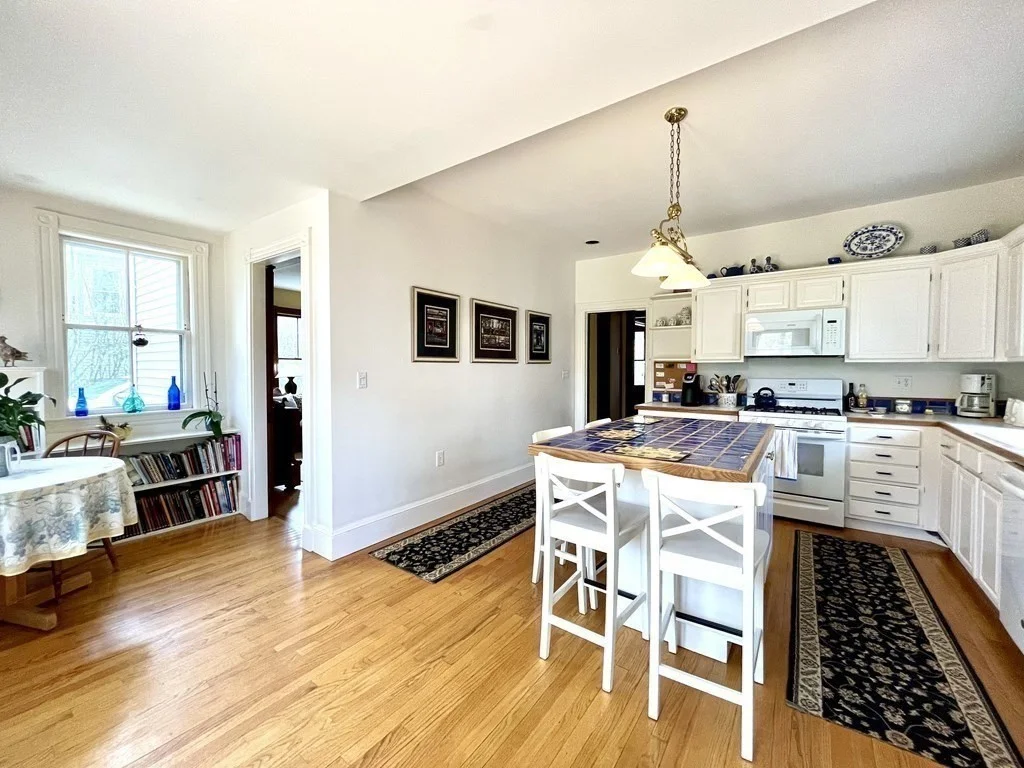 4 bed, 2 bath apartment for rent at 37 Gleason St, West Medford — photo 9 of 28