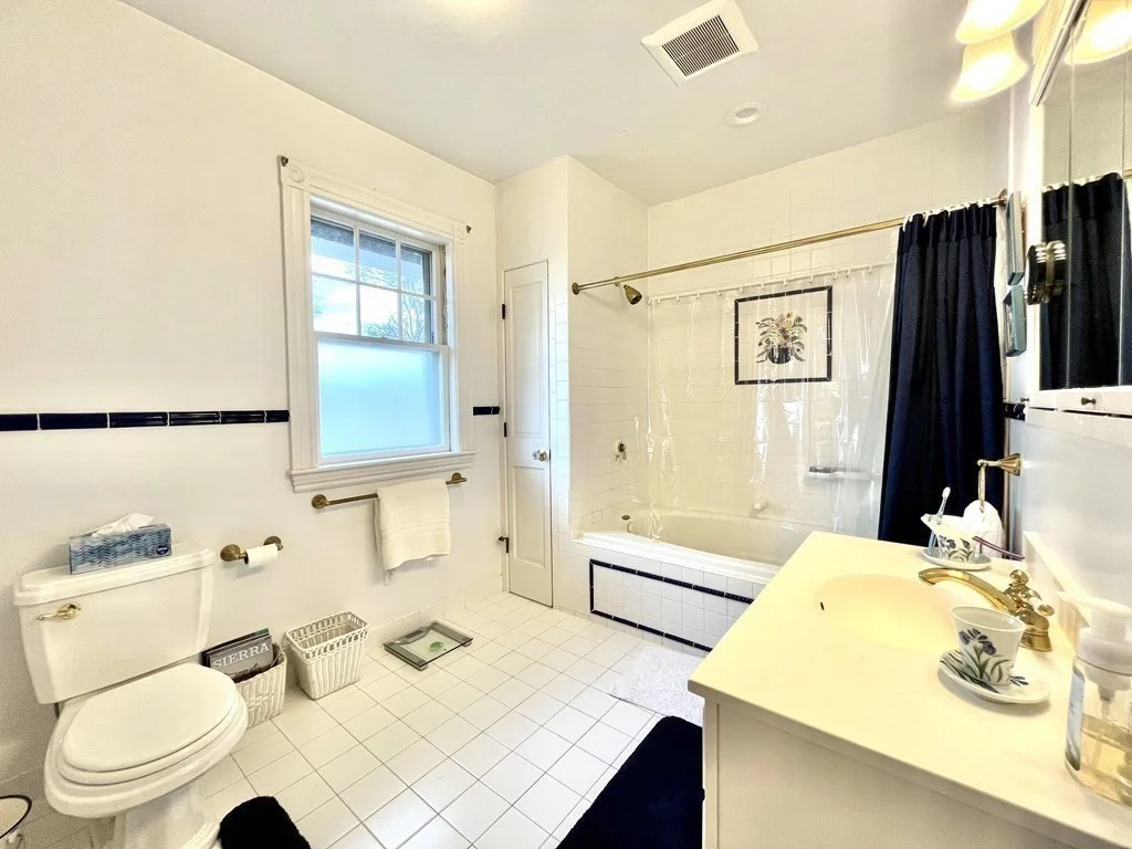 4 bed, 2 bath apartment for rent at 37 Gleason St, West Medford — photo 20 of 28