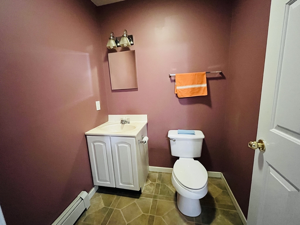 2 bed, 1 bath apartment for rent at 37 Glen Ave Unit 12, Chelmsford — photo 10 of 13