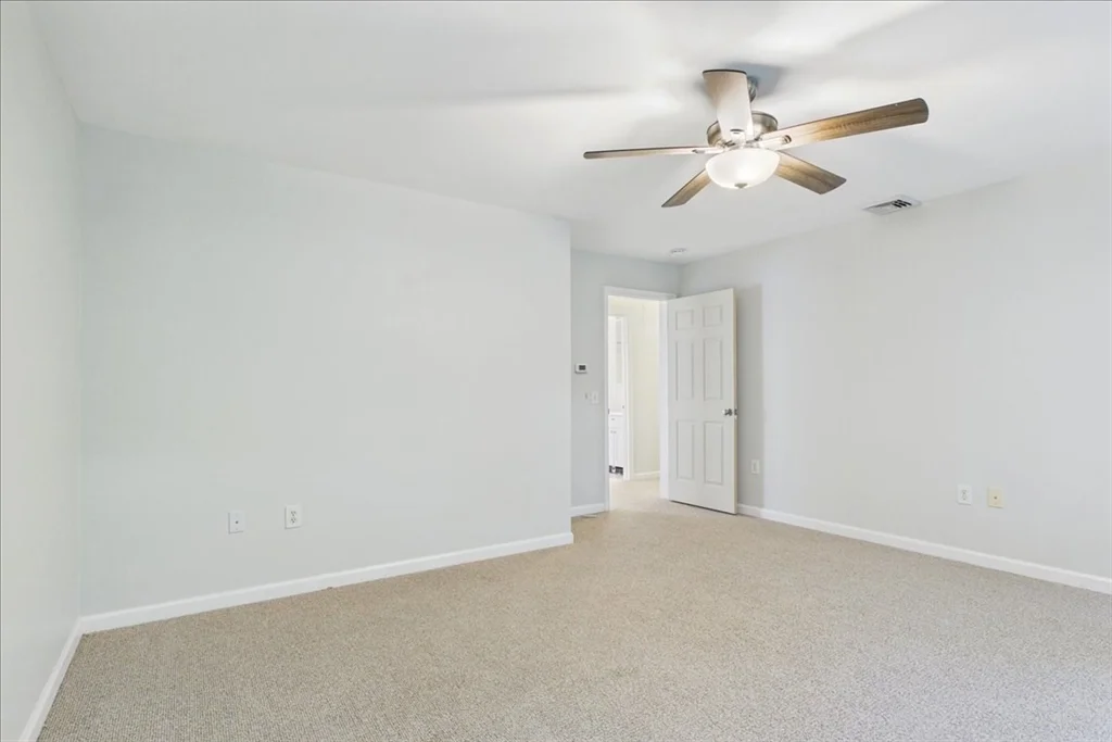 2 bed, 1 bath apartment for rent at 37 Glen Ave Unit 15, Chelmsford — photo 15 of 25