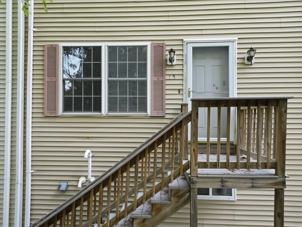 2 bed, 1 bath apartment for rent at 37 Glen Ave Unit 15, Chelmsford — photo 2 of 25
