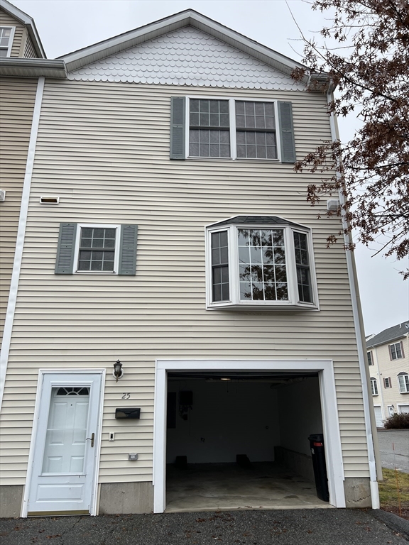 2 bed, 1 bath apartment for rent at 37 Glen Ave Unit 25, Chelmsford — photo 1 of 11
