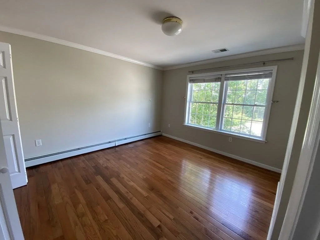 2 bed, 1 bath apartment for rent at 37 Glen Ave Unit 28, Chelmsford — photo 4 of 17