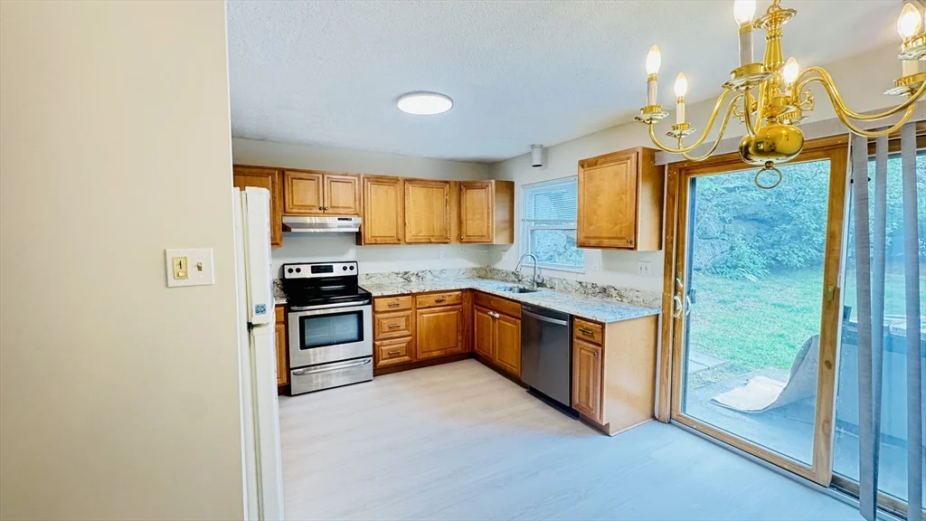 2 bed, 1 bath apartment for rent at 37 Goodwin Ave Unit 37, Forestdale — photo 2 of 32