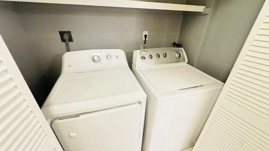 2 bed, 1 bath apartment for rent at 37 Goodwin Ave Unit 37, Forestdale — photo 18 of 32