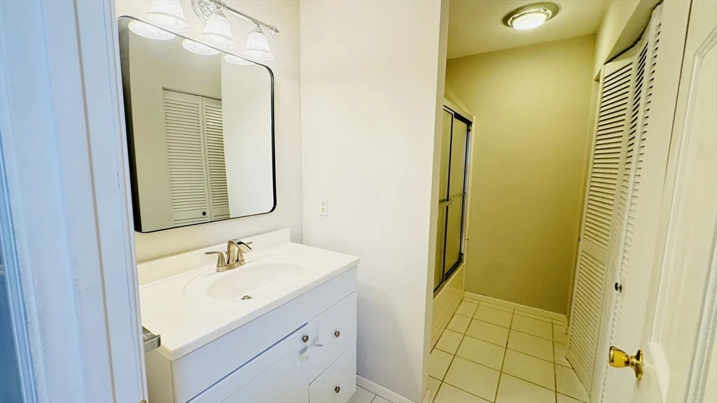 2 bed, 1 bath apartment for rent at 37 Goodwin Ave Unit 37, Forestdale — photo 16 of 32