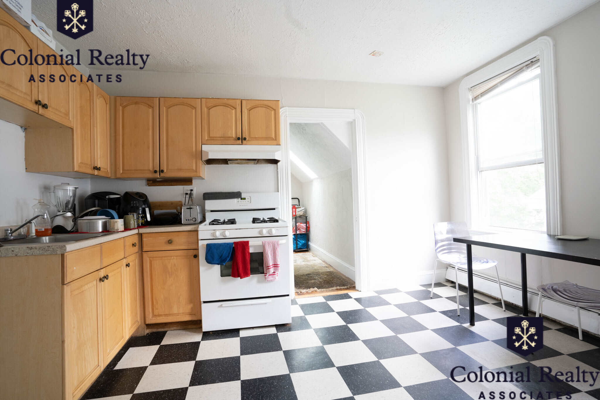 3 bed, 1 bath apartment for rent at 37 Gordon St Unit 43, Allston