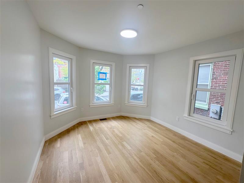 2 bed, 1 bath apartment for rent at 37 Gore St Unit 1, East Cambridge — photo 7 of 12