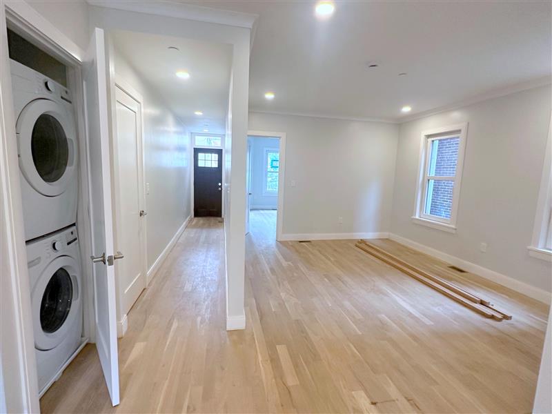 2 bed, 1 bath apartment for rent at 37 Gore St Unit 1, East Cambridge — photo 3 of 12
