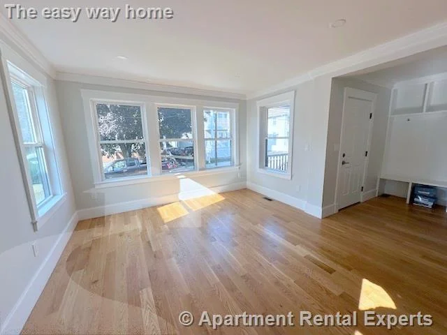 4 bed, 3 bath apartment for rent at 37 Governor Winthrop Rd, Ten Hills — photo 4 of 27