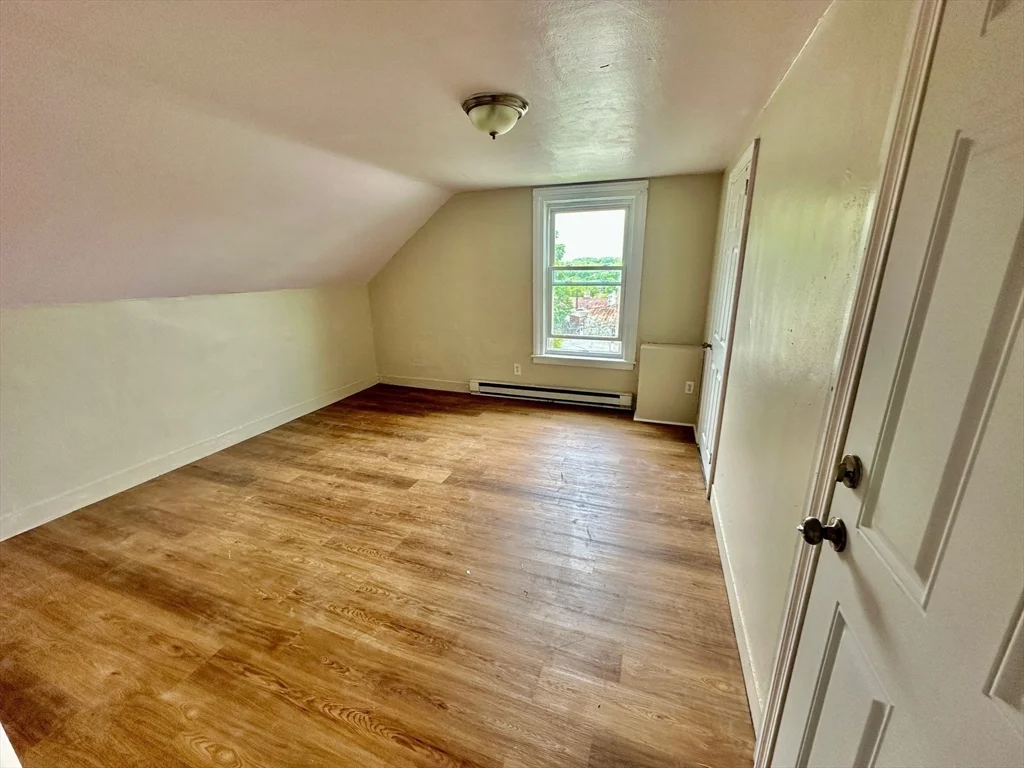 2 bed, 1 bath apartment for rent at 37 Hale St Unit 3, Bridgewater — photo 4 of 5