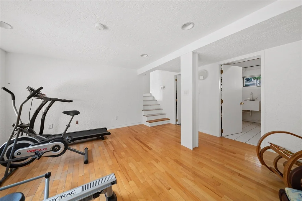 3 bed, 2 bath apartment for rent at 37 Harwich Rd, Newton — photo 25 of 40