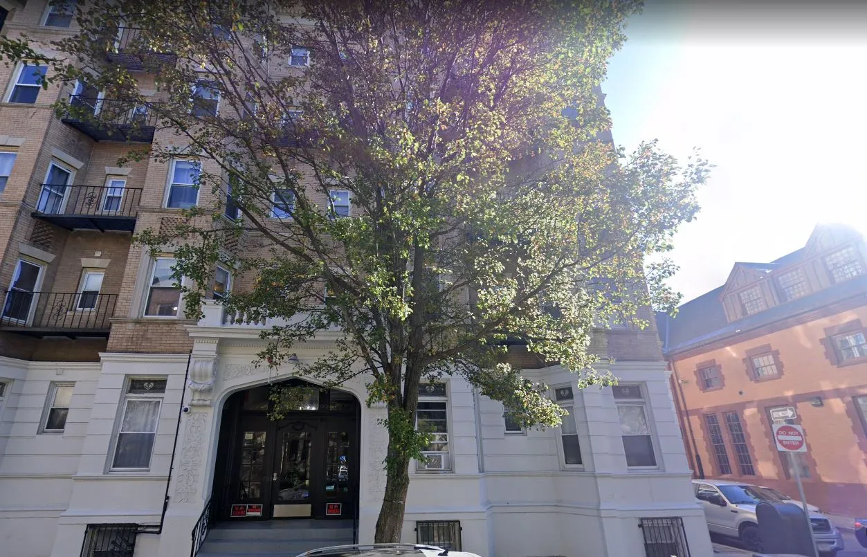 1 bed, 1 bath apartment for rent at 37 Hemenway St Unit 39, Fenway — photo 31 of 32