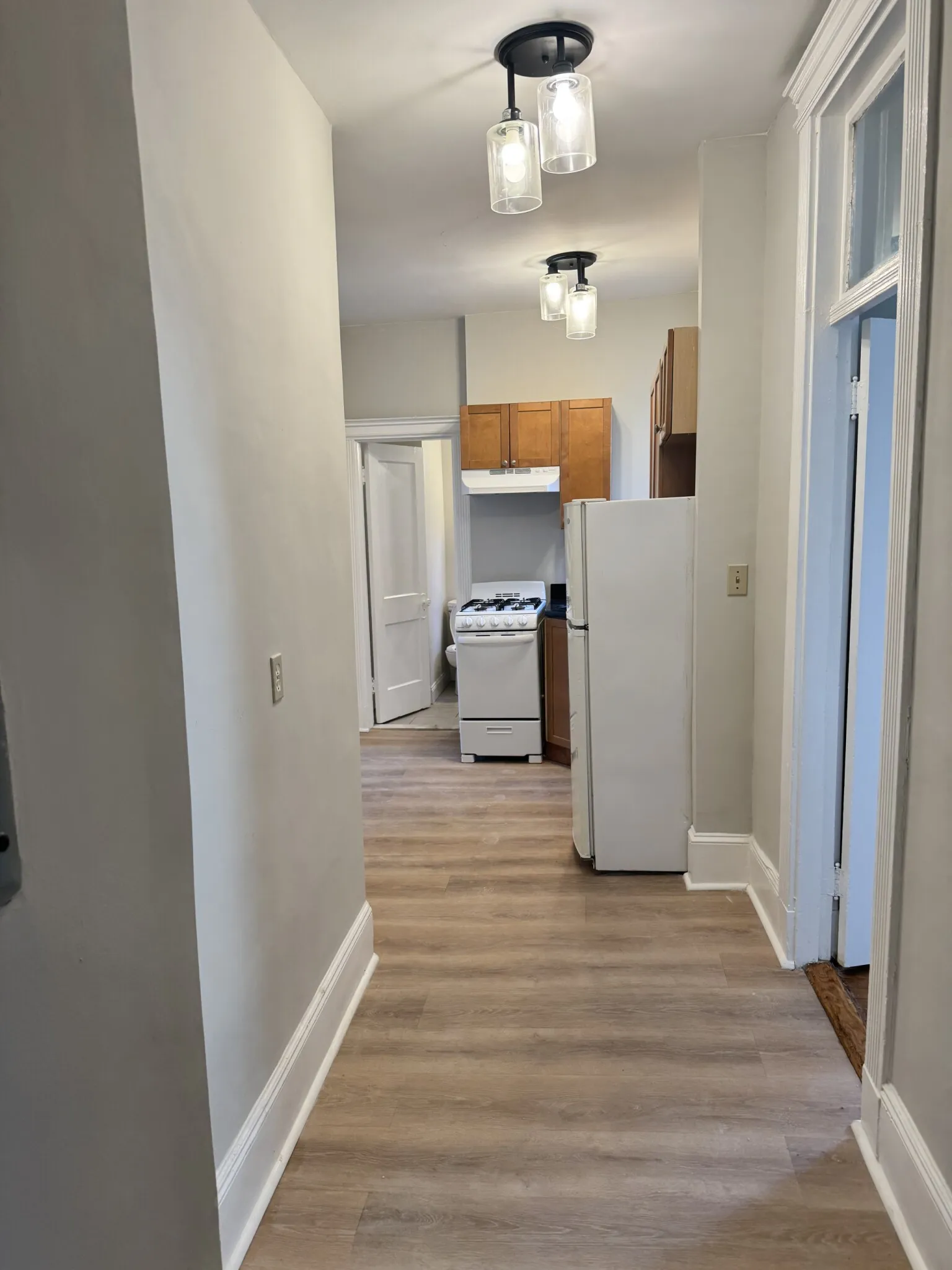 1 bed, 1 bath apartment for rent at 37 Hemenway St Unit 39, Fenway — photo 3 of 32