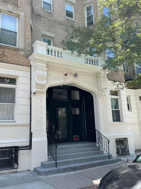 1 bed, 1 bath apartment for rent at 37 Hemenway St Unit 39, Fenway — photo 30 of 32