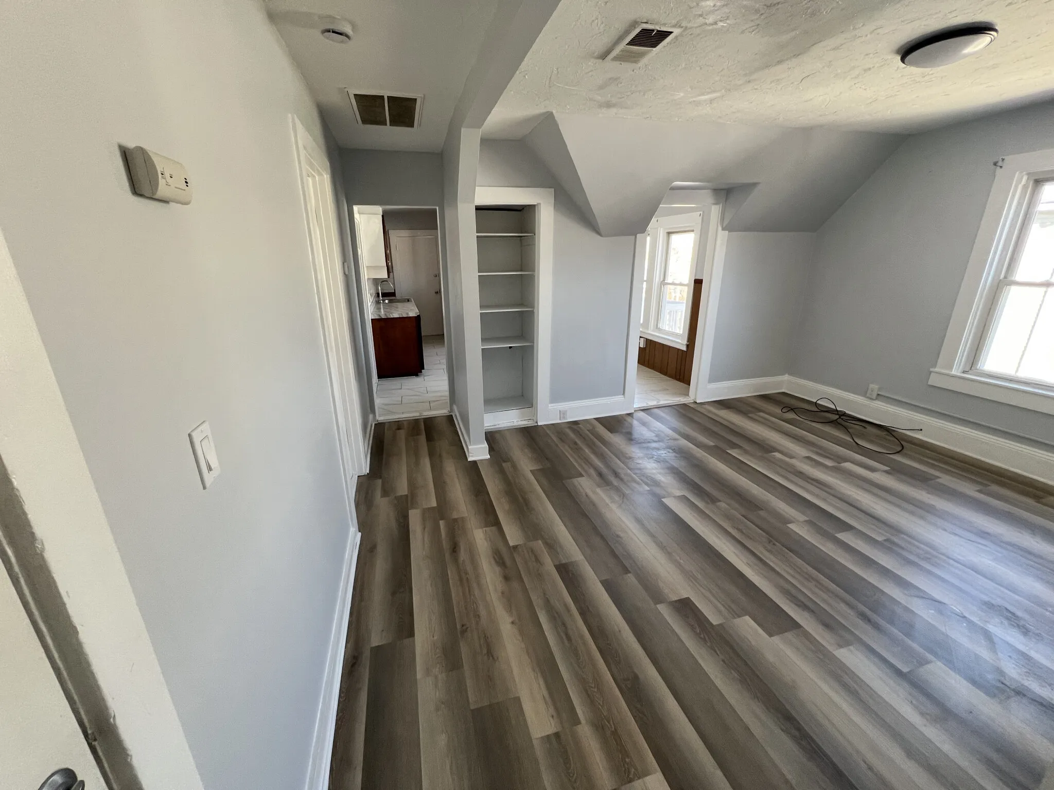3 bed, 1 bath apartment for rent at 37 Herrod Ave Unit 3, Brockton — photo 3 of 13