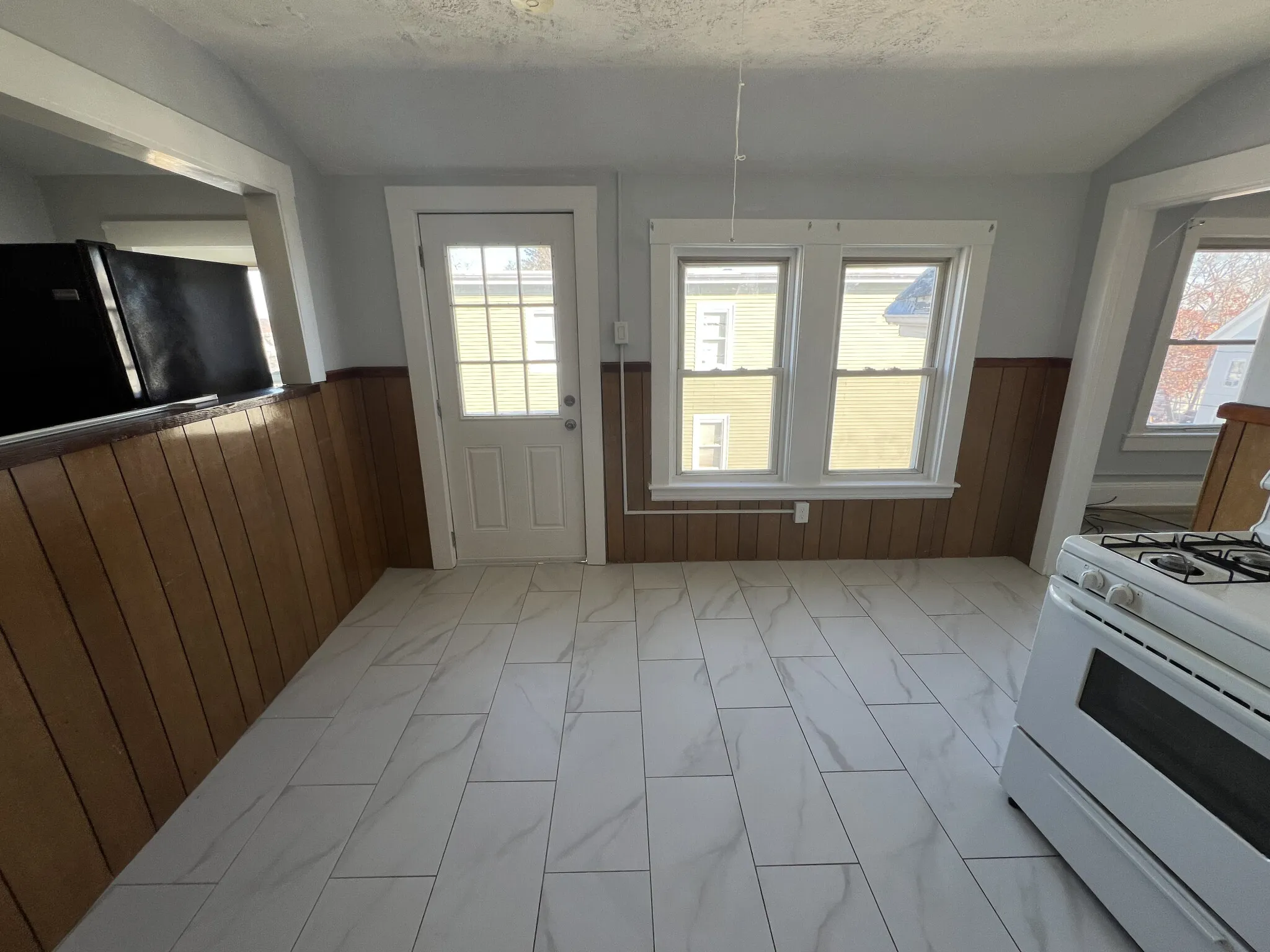 3 bed, 1 bath apartment for rent at 37 Herrod Ave Unit 3, Brockton — photo 7 of 13