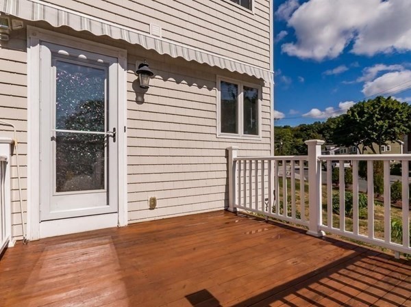 3 bed, 2 bath apartment for rent at 37 Hiawatha Ave, Waltham — photo 23 of 31