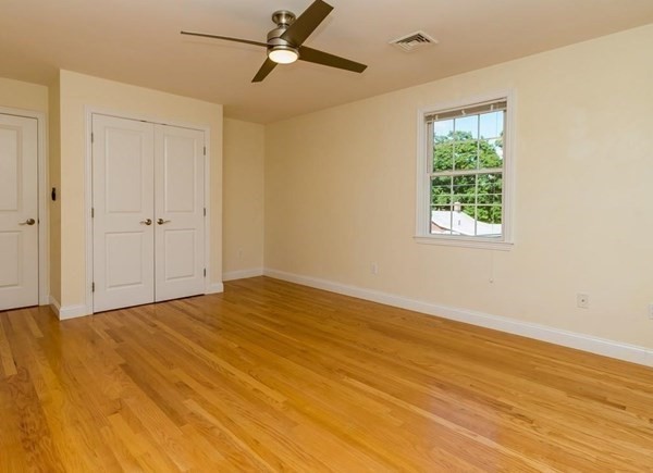 3 bed, 2 bath apartment for rent at 37 Hiawatha Ave, Waltham — photo 14 of 31