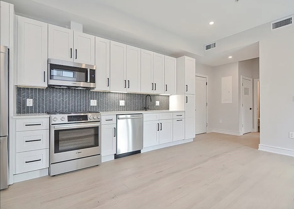 1 bed, 1 bath apartment for rent at 37 Horace St Unit 101, East Boston — photo 4 of 16
