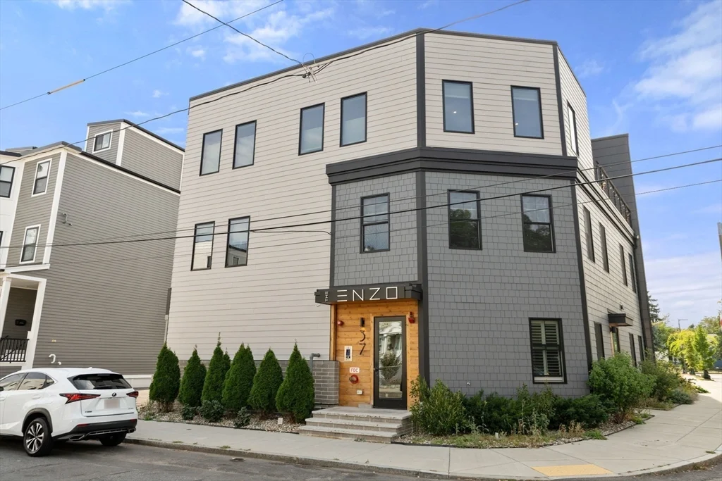 1 bed, 1 bath apartment for rent at 37 Horace St Unit 203, East Boston — photo 20 of 22