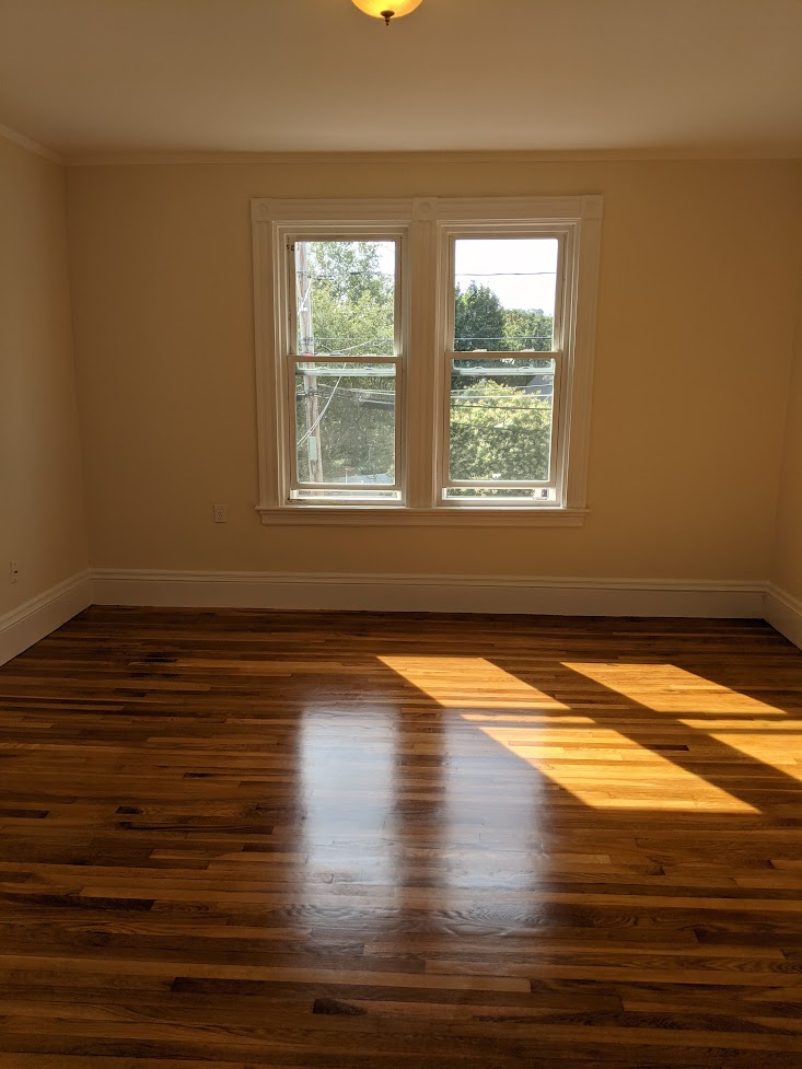 1.5 bed, 1 bath apartment for rent at 37 Jefferson St Unit 2, Newton Corner — photo 4 of 20