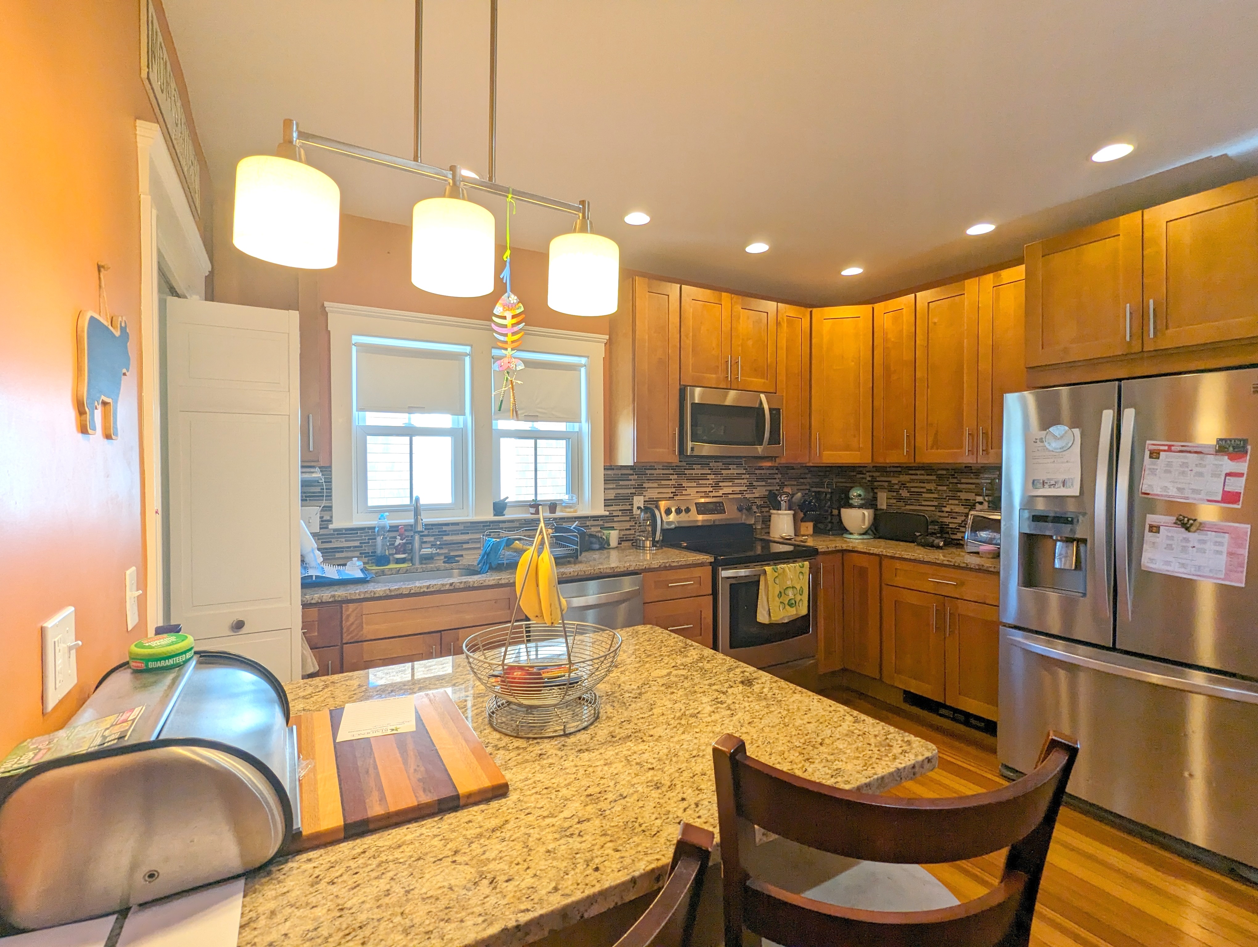 3 bed, 2 bath apartment for rent at 37 Julia St Unit 37, Malden — photo 2 of 28