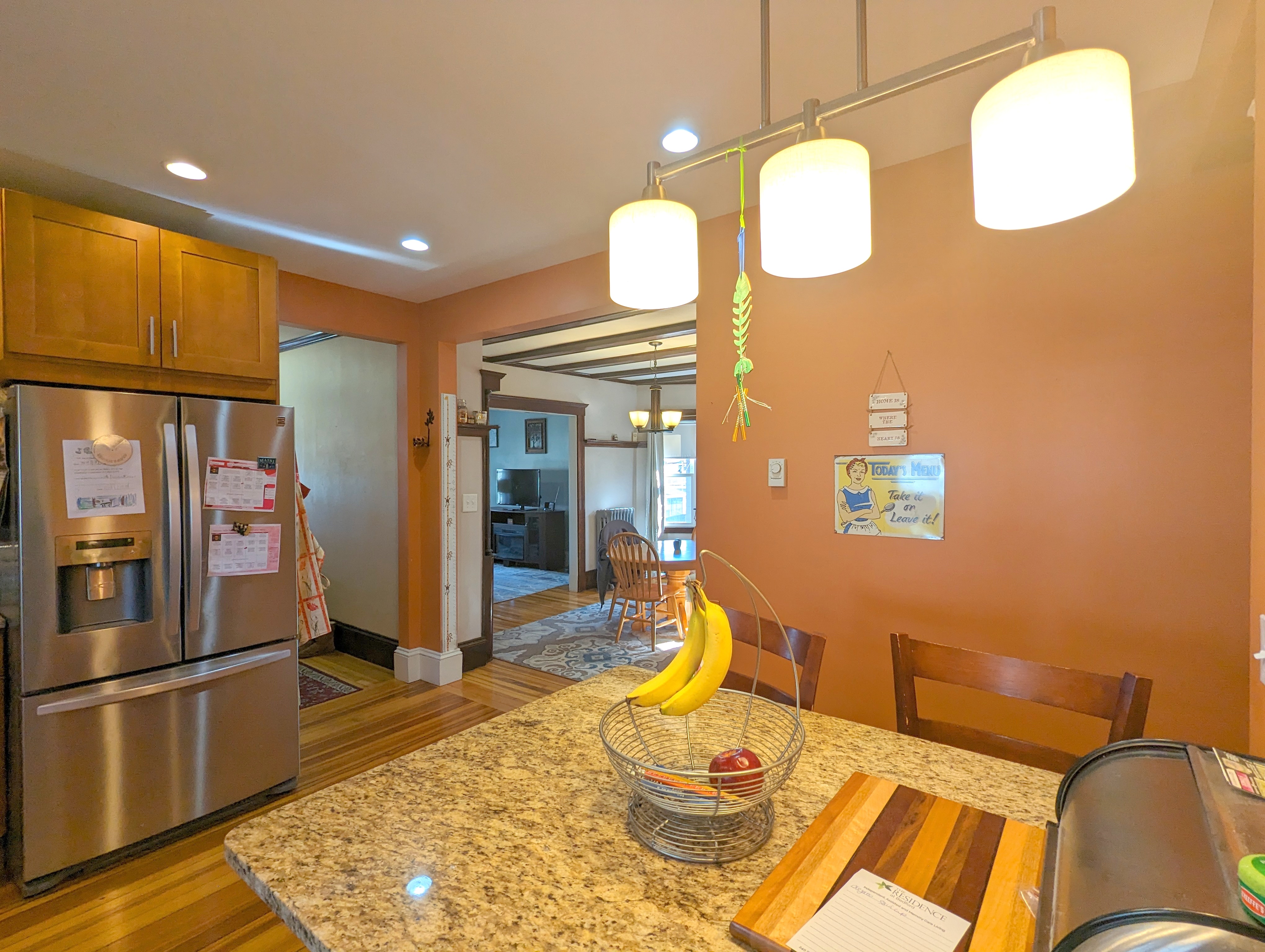 3 bed, 2 bath apartment for rent at 37 Julia St Unit 37, Malden — photo 4 of 28