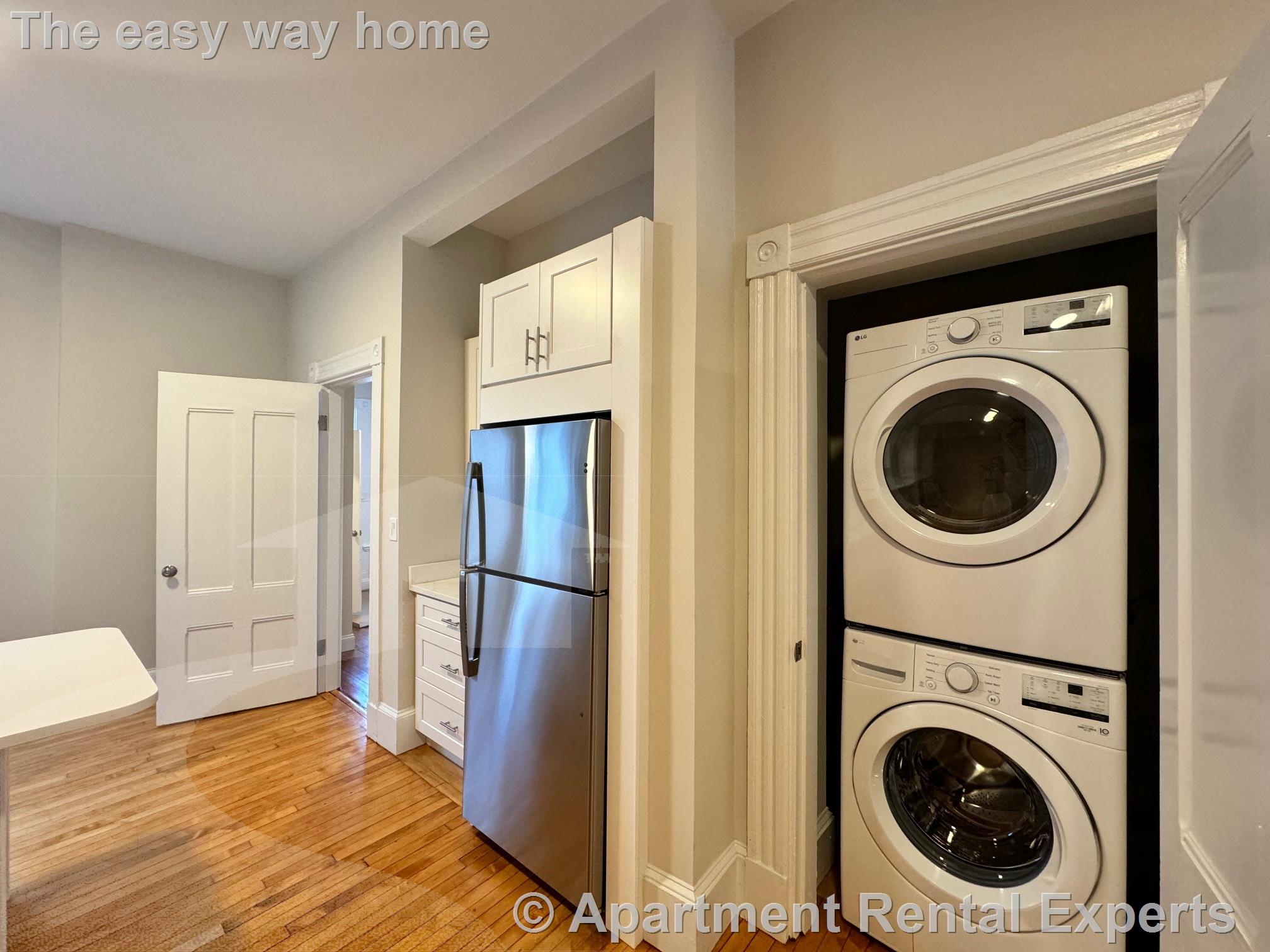 1 bed, 1 bath apartment for rent at 37 Laurel St Unit 1, Spring Hill — photo 5 of 14