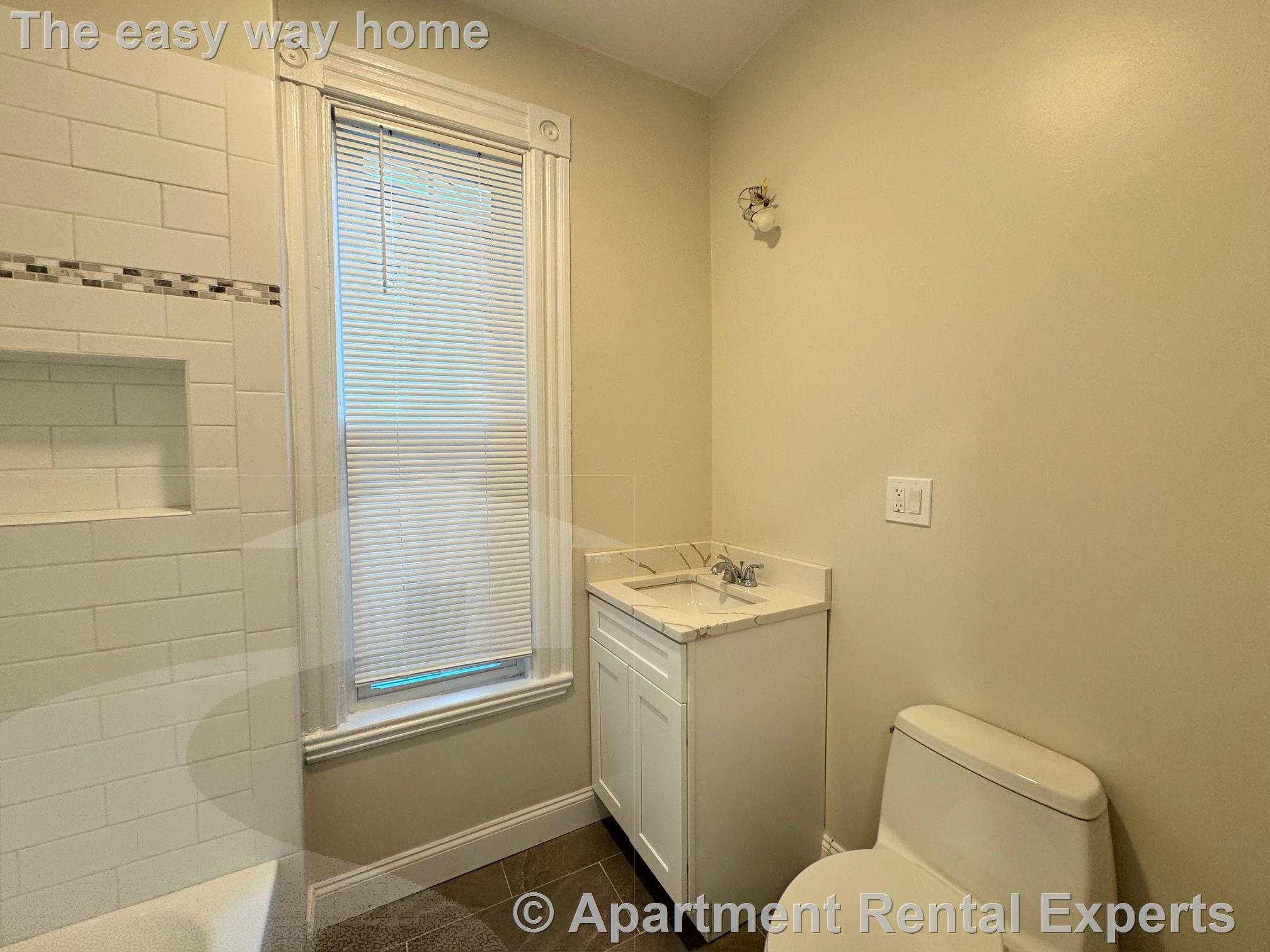 1 bed, 1 bath apartment for rent at 37 Laurel St Unit 1, Spring Hill — photo 11 of 14