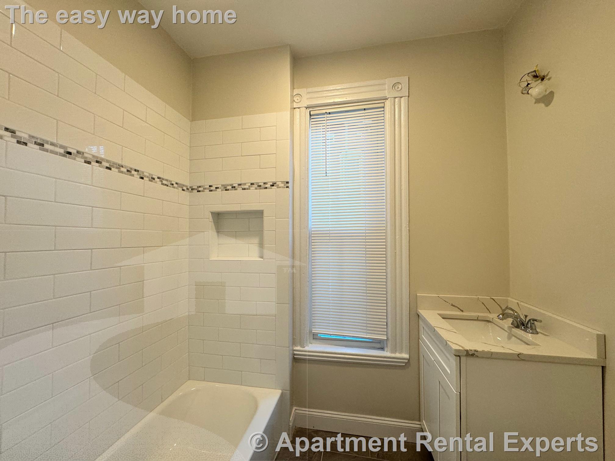 1 bed, 1 bath apartment for rent at 37 Laurel St Unit 1, Spring Hill — photo 10 of 14
