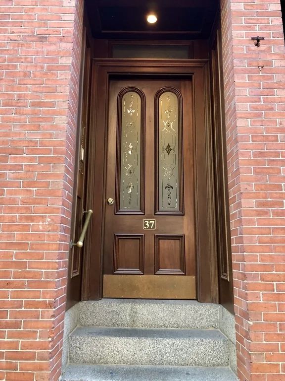 1 bed, 1 bath apartment for rent at 37 Lawrence St Unit 14, South End — photo 10 of 10