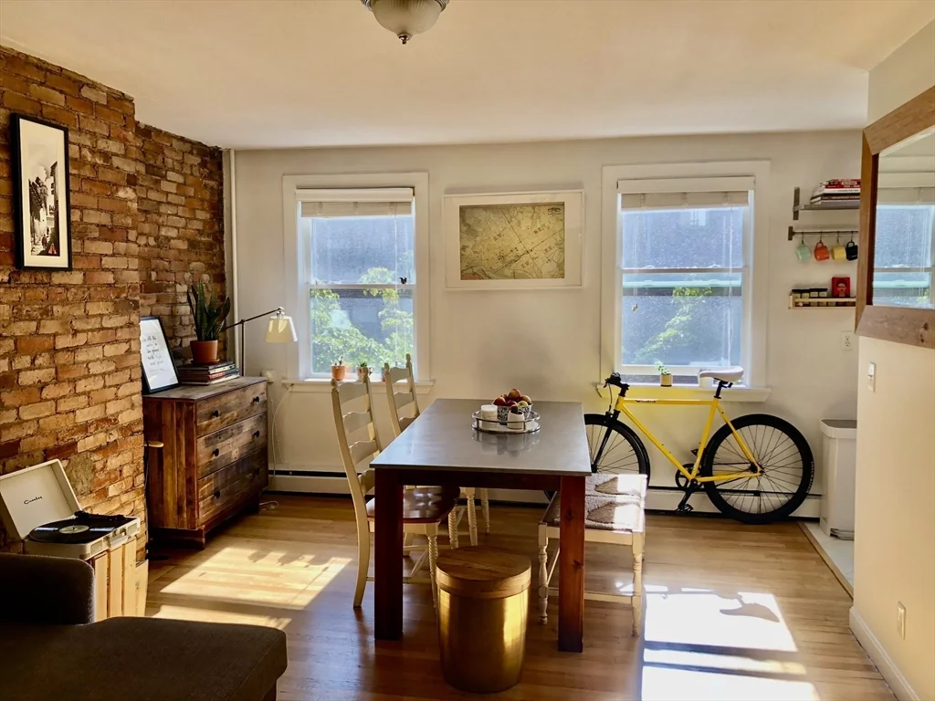 1 bed, 1 bath apartment for rent at 37 Lawrence St Unit 14, South End — photo 3 of 10