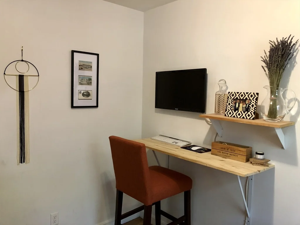 1 bed, 1 bath apartment for rent at 37 Lawrence St Unit 14, South End — photo 8 of 10