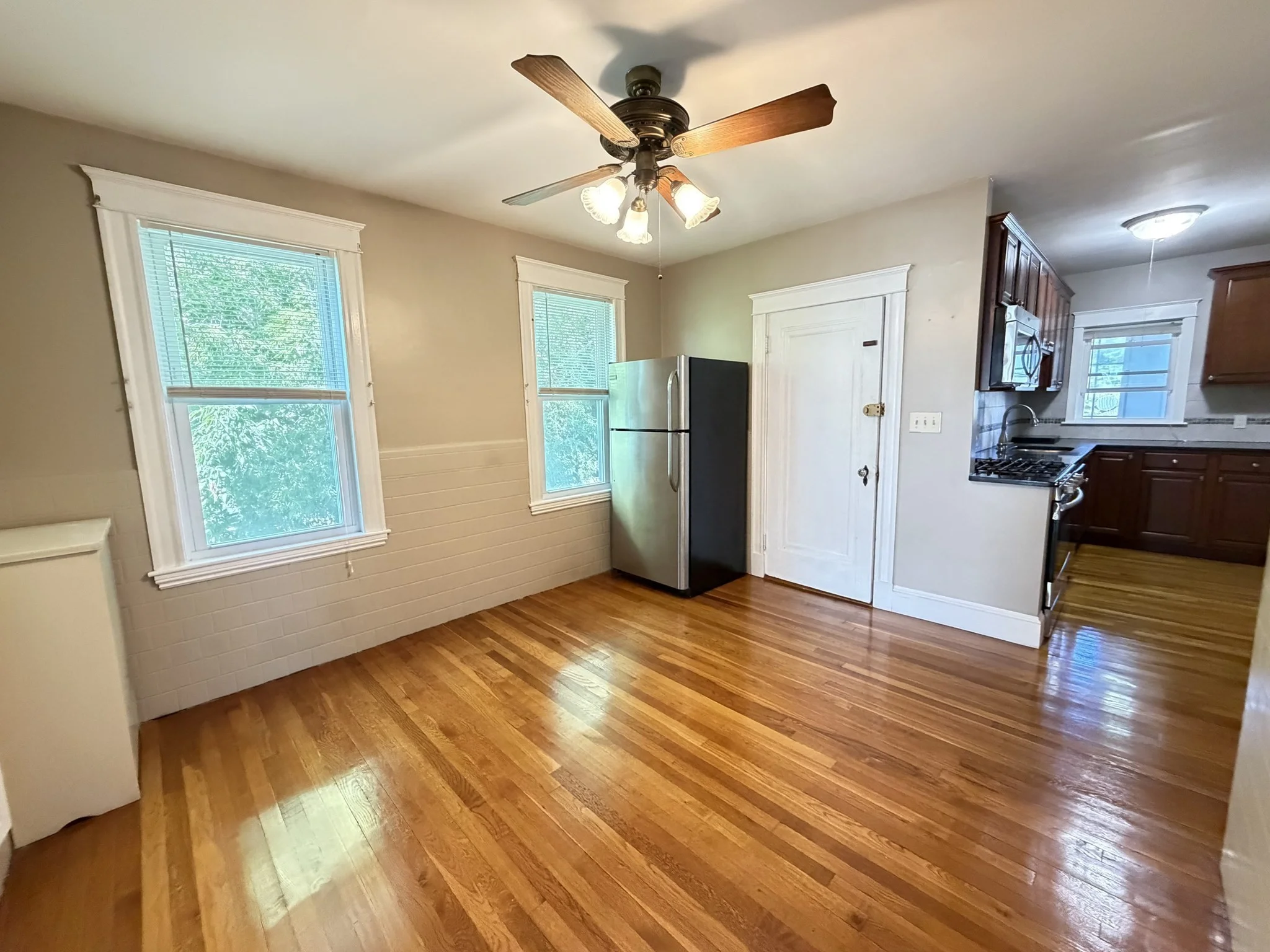 2 bed, 1 bath apartment for rent at 37 Leach St Unit 2, Salem — photo 7 of 19