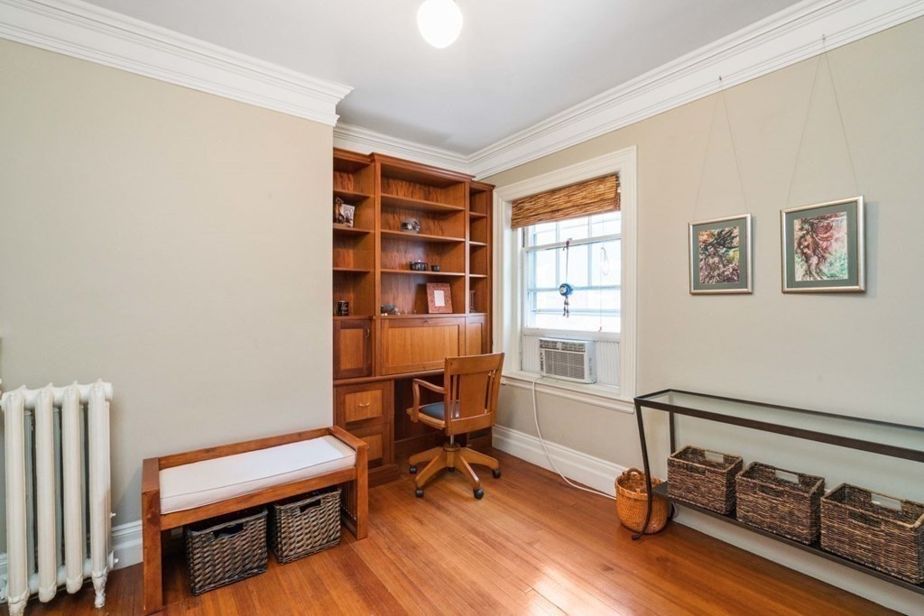 2 bed, 1 bath apartment for rent at 37 Lee Stno Broker Fee Furnished Unit Seven, Harvard Square — photo 5 of 19