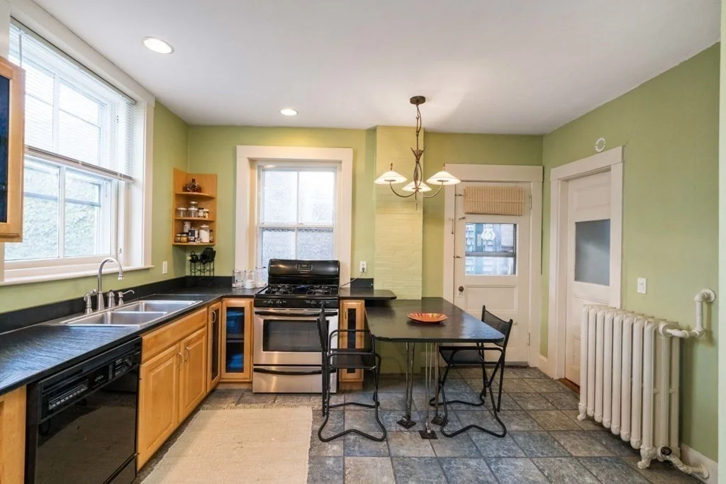 2 bed, 1 bath apartment for rent at 37 Lee Stno Broker Fee Furnished Unit SEVEN-REAR, Harvard Square — photo 7 of 19