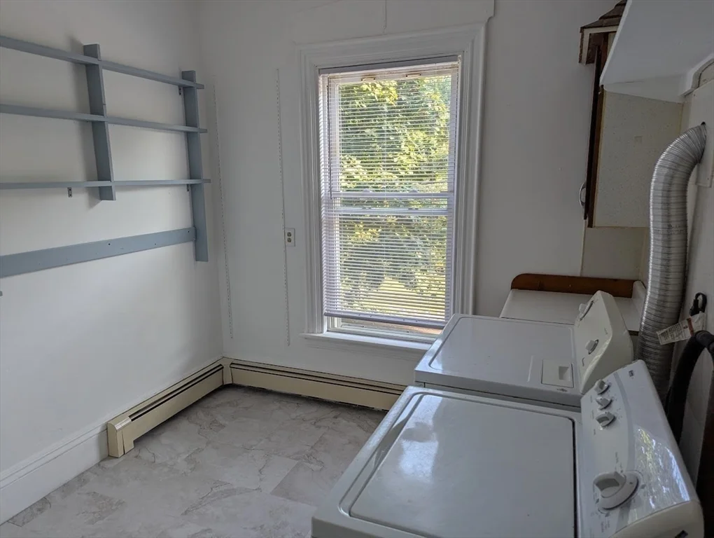 3 bed, 2 bath apartment for rent at 37 Linden St Unit 2, Rockland — photo 16 of 18