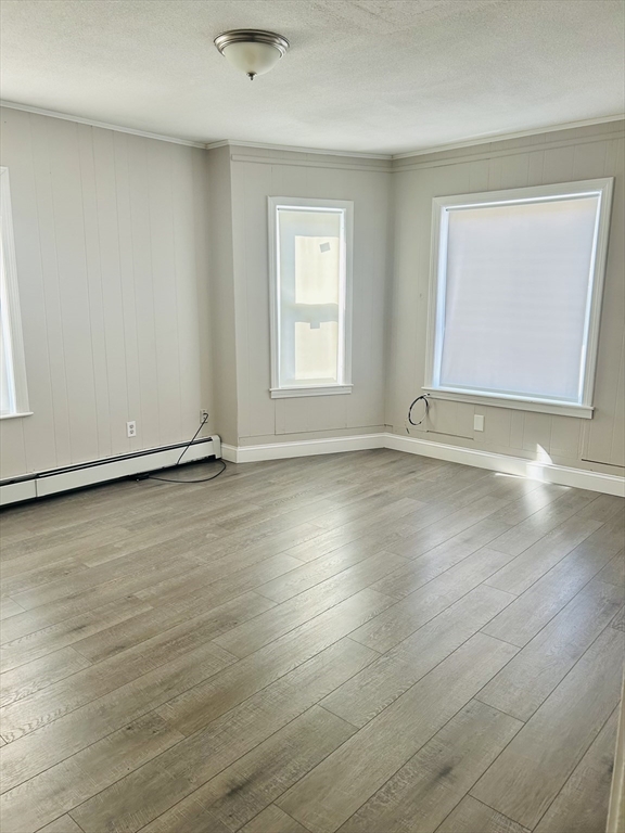 3 bed, 1 bath apartment for rent at 37 Madison St Unit 3C, Fitchburg — photo 2 of 10