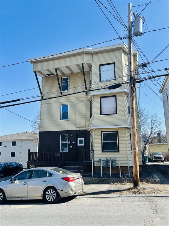 3 bed, 1 bath apartment for rent at 37 Madison St Unit 3C, Fitchburg — photo 1 of 10